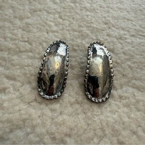 Sophisticated Silver/Pewter Earrings